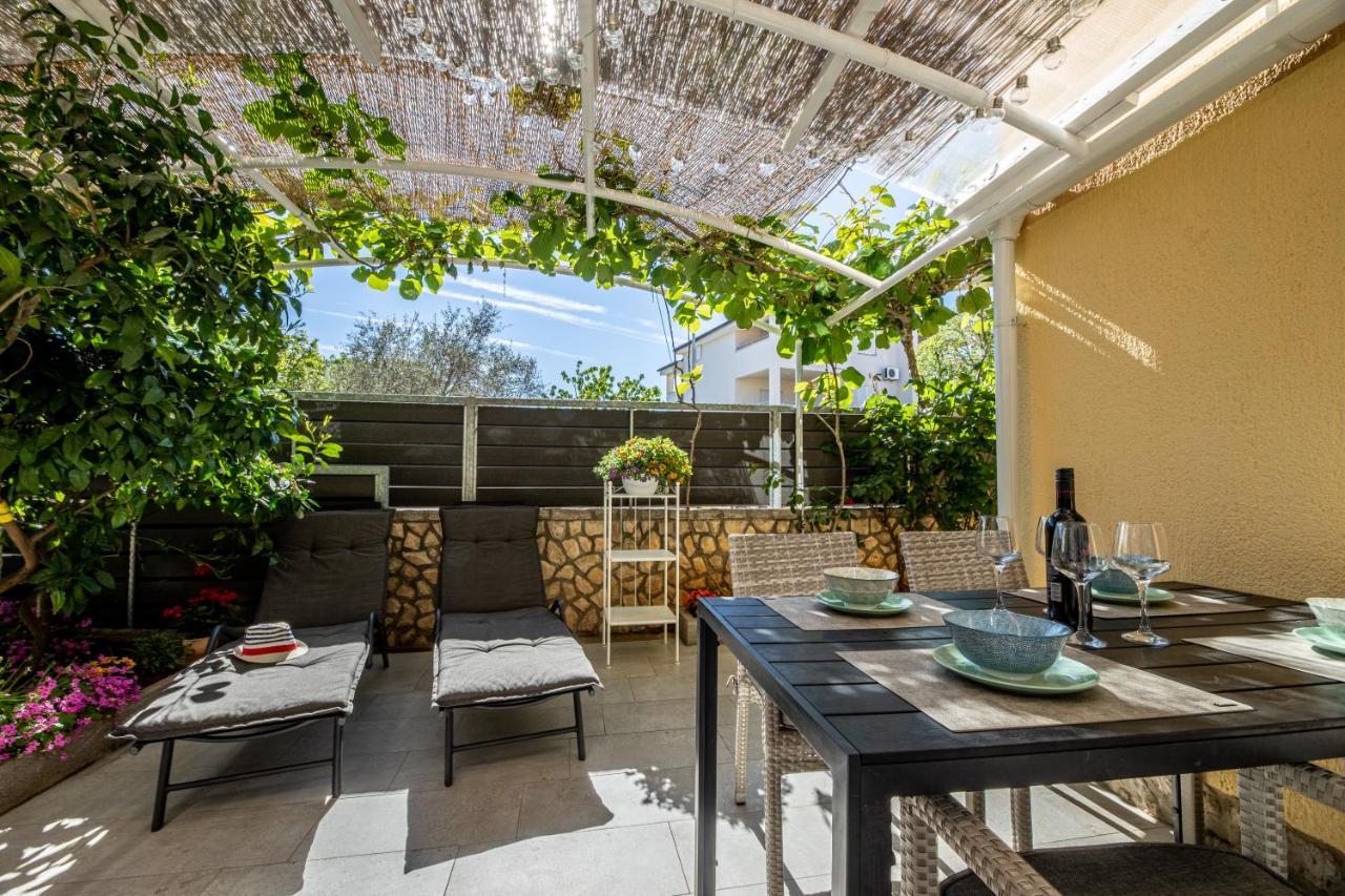 Apartmán Pansion Tina Šilo Exteriér fotografie
